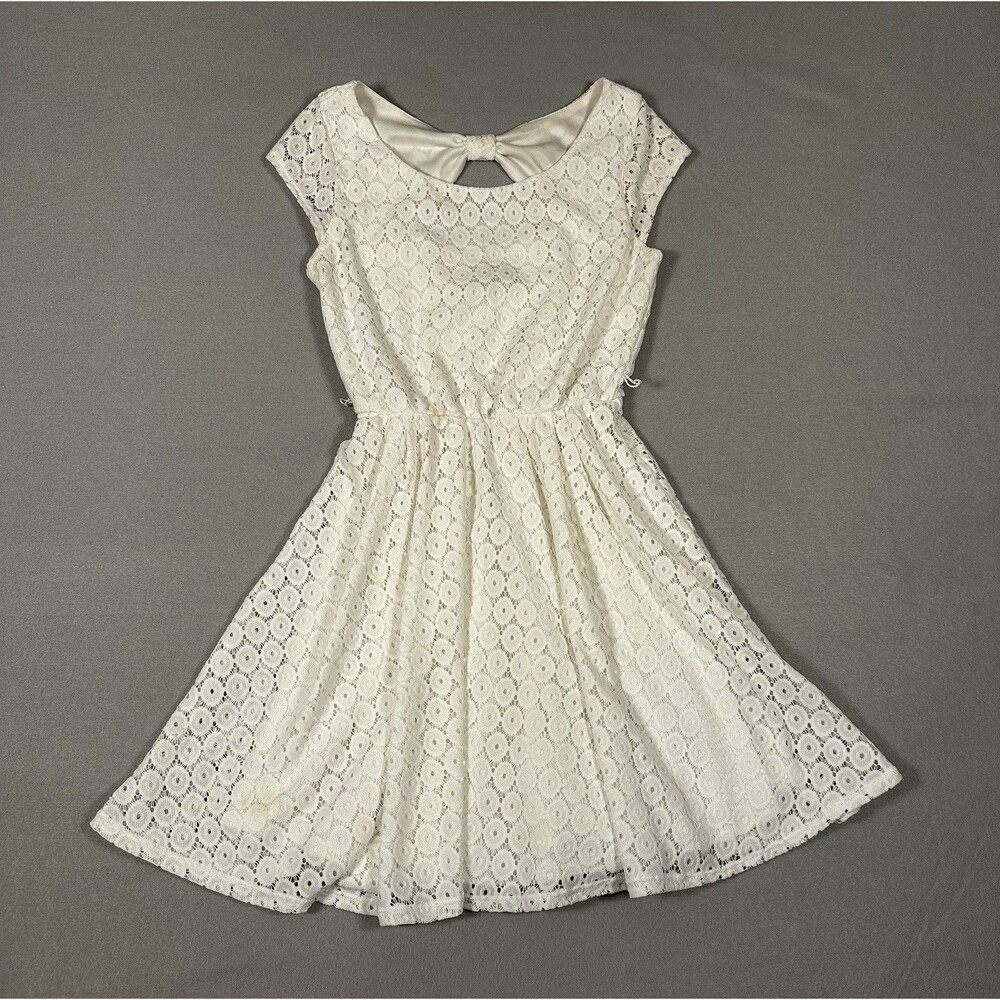 iZ Byer Dress XS Ivory White Lace Fit Flare Bow Back Eyelet Cocktail Party Mini